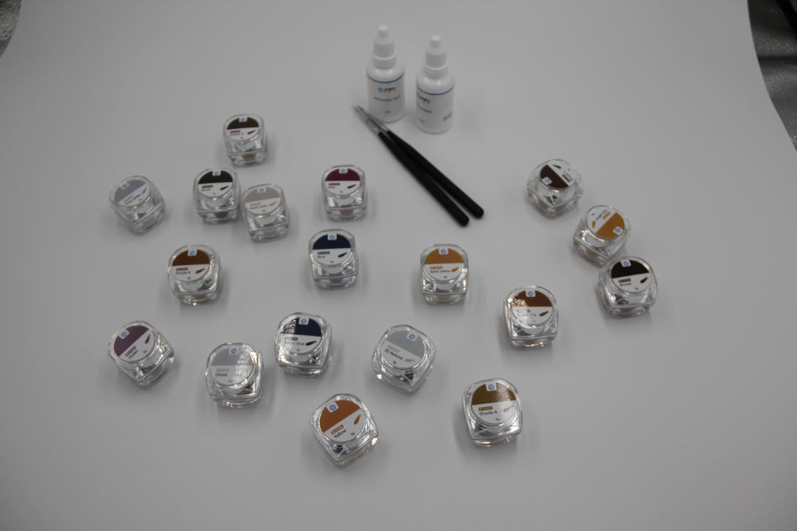 ইউসেরা ডেন্টাল ল্যাব এসেন্সিয়ালস ১৮-কালার সিরামিক জিরকোনিয়া স্টেইনিং ও গ্লেজিং কিট ফর কাস্টমাইজড দাঁত