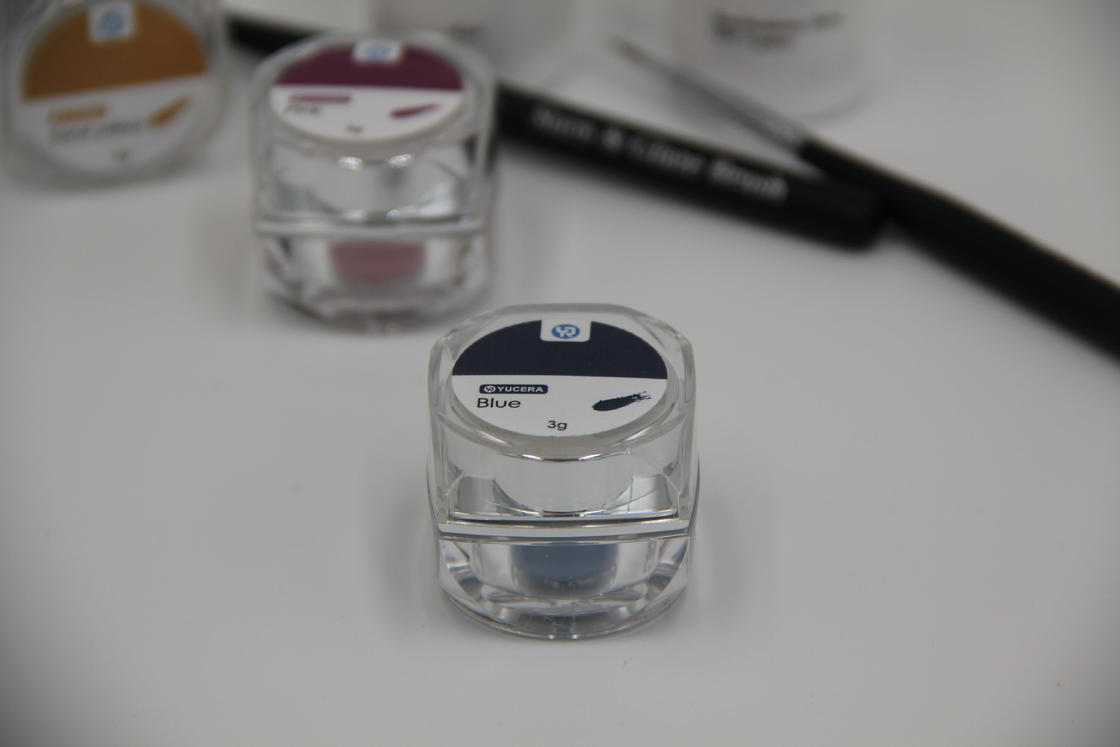 ইউসেরা ১৮-কালার সিরামিক জিরকোনিয়া স্টেইনিং কিট, ডেন্টাল ল্যাব তৈরির জন্য প্রাকৃতিক উজ্জ্বলতা